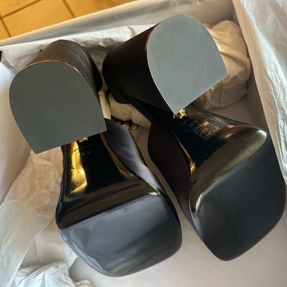 Versace Aevitas Black Satin Platform Sandals Peep Toe 38.5 - Picture 4 of 5